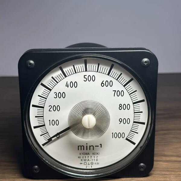 非标价KYOWA KEIKI KWA-110锛岃浆閫熻〃锛屽叏鏂版湭浣跨敤澶�议