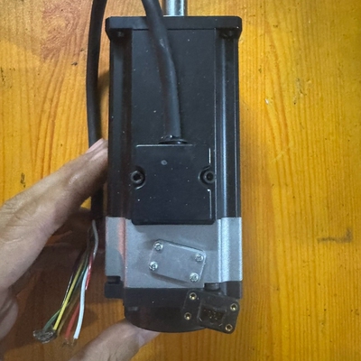 伺服电机 R2AA06040FCPF7