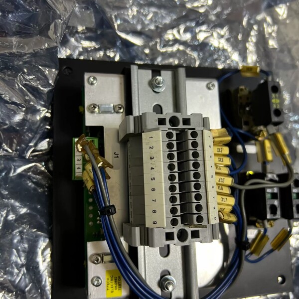 非标价3171197 HMI PANEL  Man鎺у埗鏉�议价