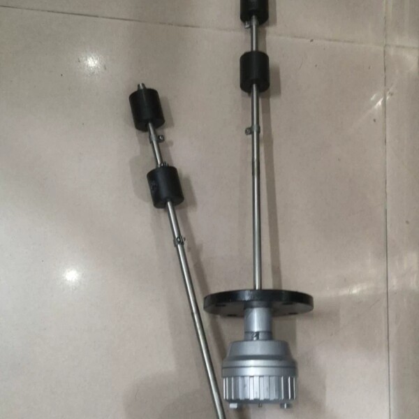 非标价闊╁浗Hitrol娑蹭綅寮�鍏筹紝鍨嬪彿HR-30A锛�220V AC锛�议