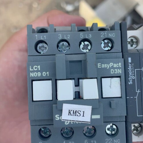 议价出售一款交流接触器LC1N0901，型号为EasyPa