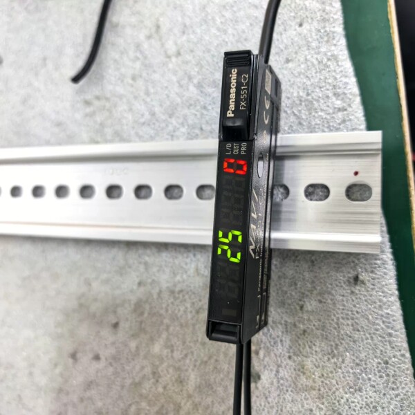 NAVIFX-551-C2光纤放大器，原装正品，功能完好议价