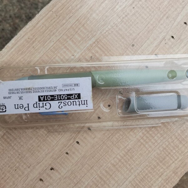 议价全新 Wacom Intuos2 Grip Pen 手写笔，
