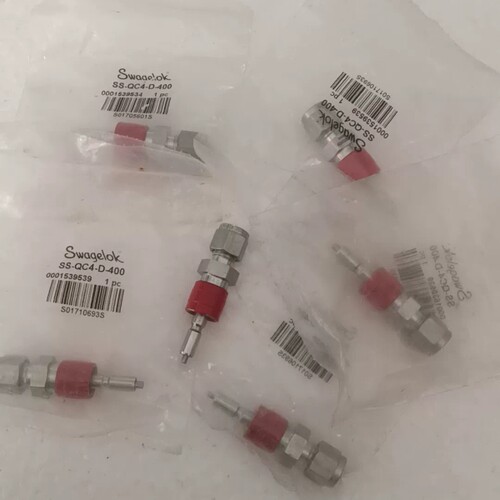 SS-QC4-D-400世伟洛克1/4快插公头快插公头，剩4议价