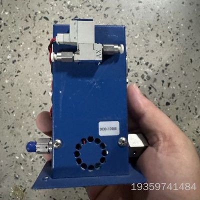 HORIBA STEC液体流量计 L-MFM型号，2.5g/议价