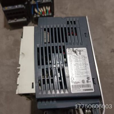 变频器ATV12H018M2 包好无功能包好。
