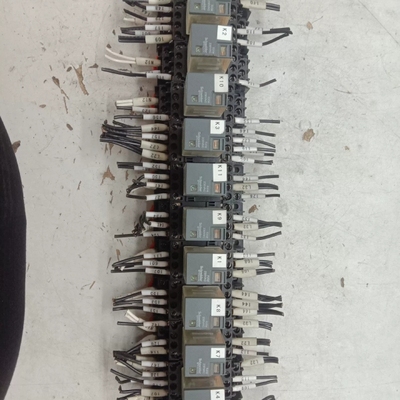 议价继电器和底座，型号RXZE1M4C，拆机货，11个，R