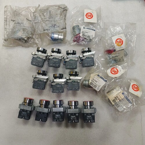 议价全新按钮开关，型号ZBE-101
