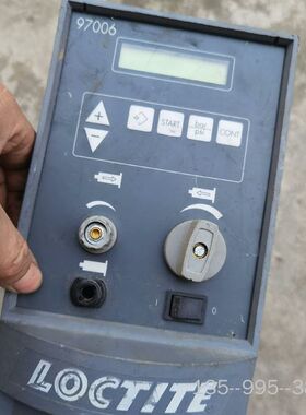 LOCTITE乐泰点胶机97006详见下图，上壳被扔了，里详谈