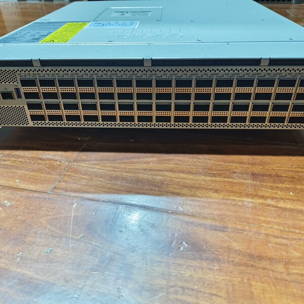8102-64H-O  64口万兆交换机议价