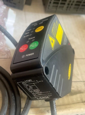 BANNER  LT3PI  激光位移传感器邦纳 原-议价