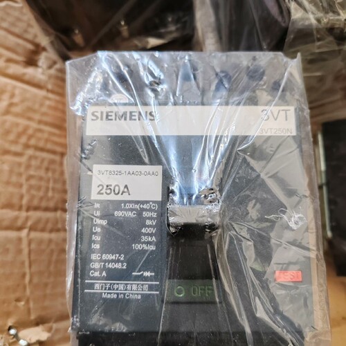 3VT8325-1AA03-0AA0 断路器，250议价