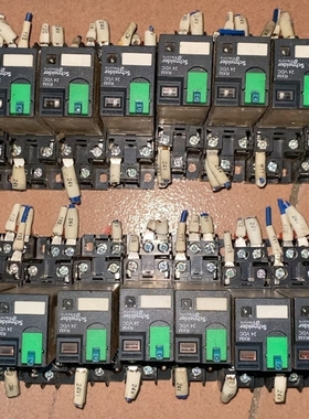 议价继电器   RXM2AB2BD（黑色）19个