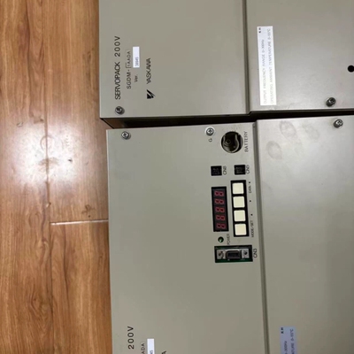 SGDM-1EADA四台 SGDM-1AADA 三台 拆