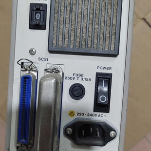 议价横河QIC-525磁带机，SCSI接口，成色一般，功能完好。维修