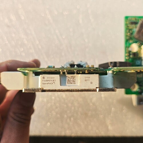 议价英飞凌IGBT    FS400R07A3E3