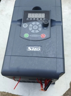 议价ZQ512M-004G3B-B中驱变频器4KW，380V，成