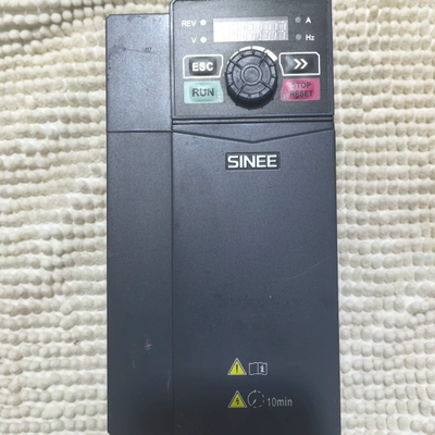议价SINEE正弦变频器，型号EM730-5R5-3B-M，5.