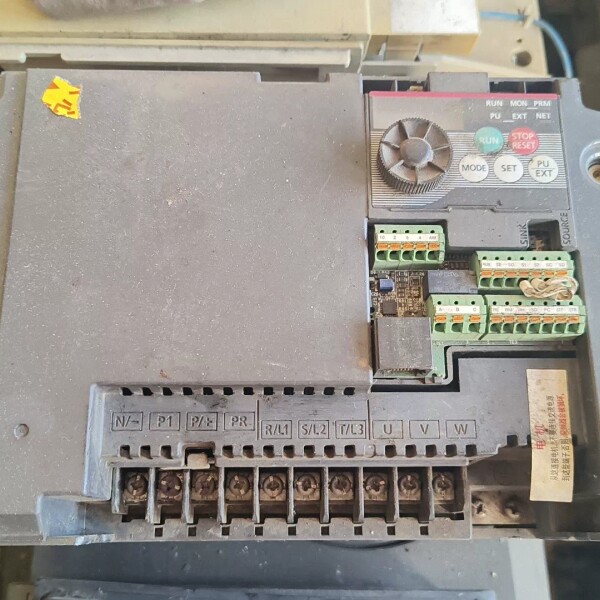 FR-D740-5.5K-CHT,二手拆机三菱d700变频器议价