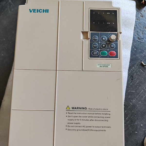 伟创变频器AC70-T3-022G/030P  22kw议价图片