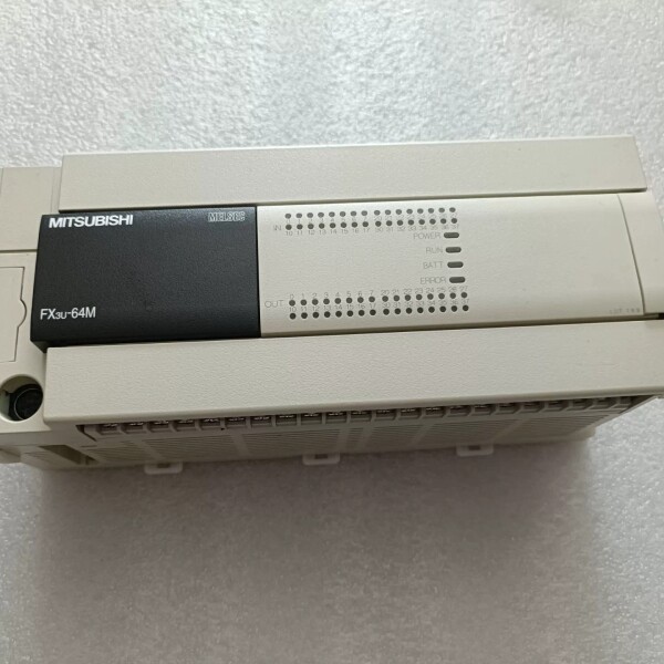 三菱FX3U-64MT/ES-A！正品！成色美丽无瑕疵！--议价商品