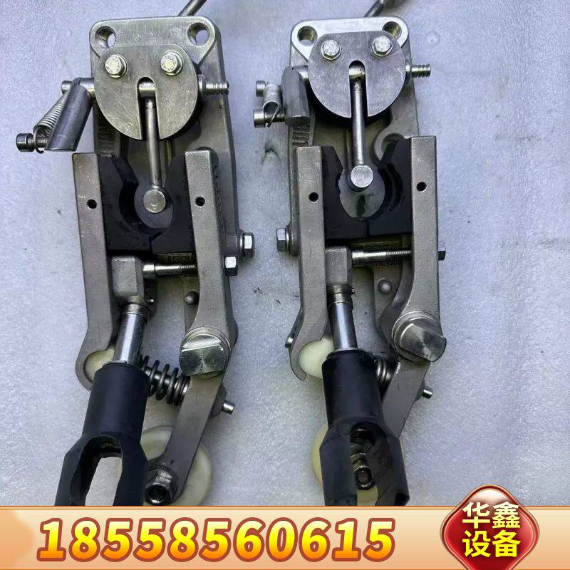 AROL西得乐CANBOT灌装机翻转冲洗夹具，瓶口胶块破