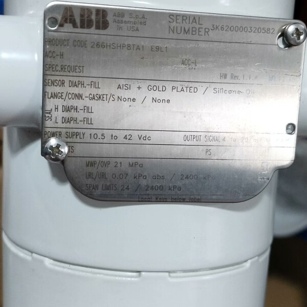 非标价ABB 266HSHPBTAI E9L1鍏ㄦ柊鍘熷巶浠剁幇璐ц浠�议价