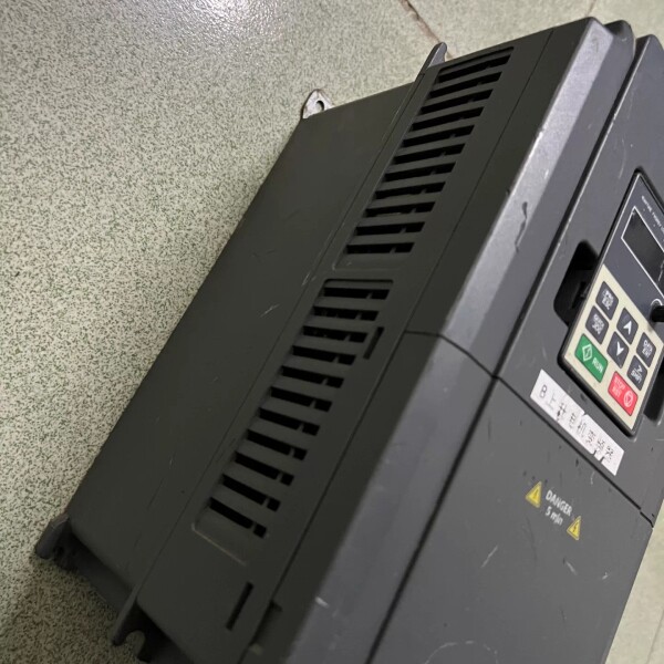 非标价鑻� 濞佽吘鍙橀鍣� GD100-004G-4锛�4KW议价