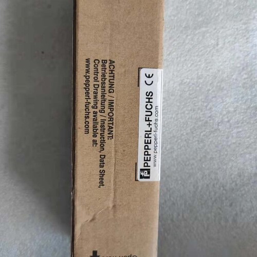 全新倍加福超声波传感器，型号UC2000-30GM-UR2-议价