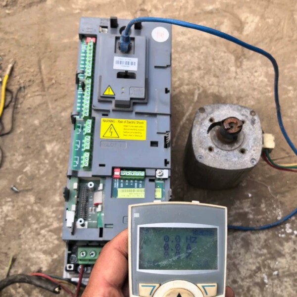 议价ABB变频器ACS510-01-07A2-4，3KW功率，3维修