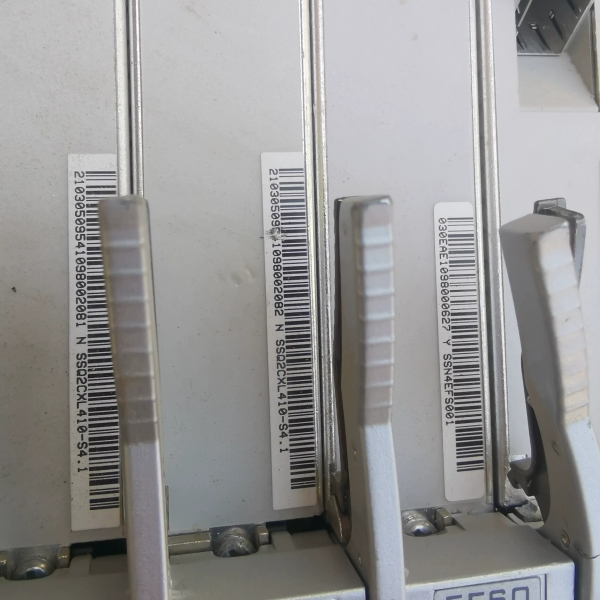 [询价]OSN1500 CXL4 SLQ1A  N4EFS0拆机三台