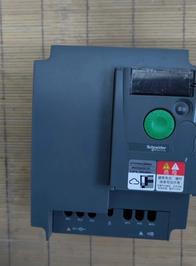 变频器5.5kw三相输入ATV310HU55N4A，二