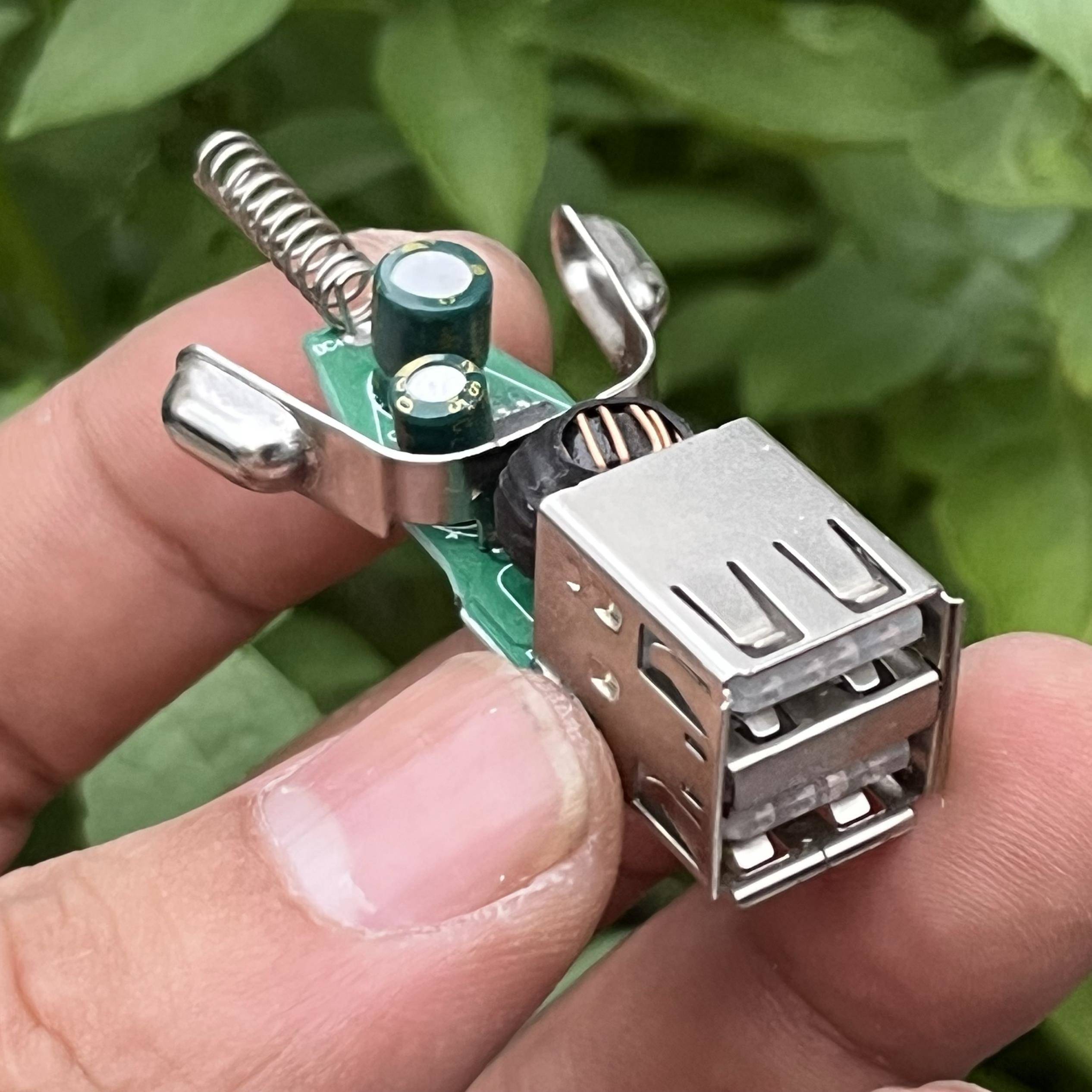 12v转5vUSB电路板 一个价