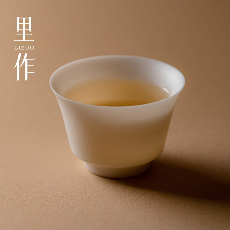 里作 羊脂玉瓷超薄胎马蹄杯品茗杯超薄胎客杯单杯喝茶杯功夫茶具
