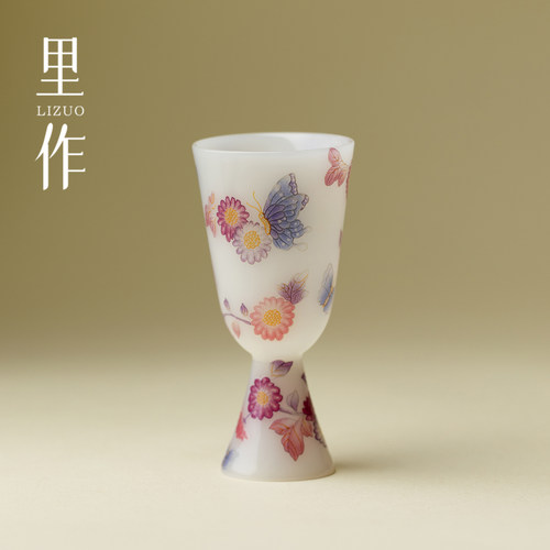 里作蝶戏繁花高足茶杯高档冰种玉瓷璞玉白瓷品茗杯创意手工闻香杯