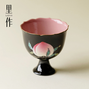 雅同集原创黑地粉桃高脚杯景德镇粉彩陶瓷主人杯女士个人专用茶杯