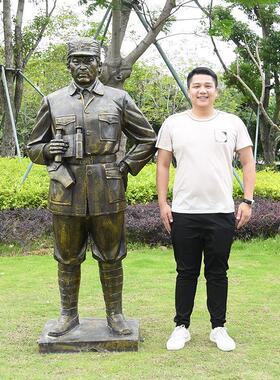 户外玻新钢红八军雕塑路红军雕塑军璃抗战主题革命纪念馆仿铜人物