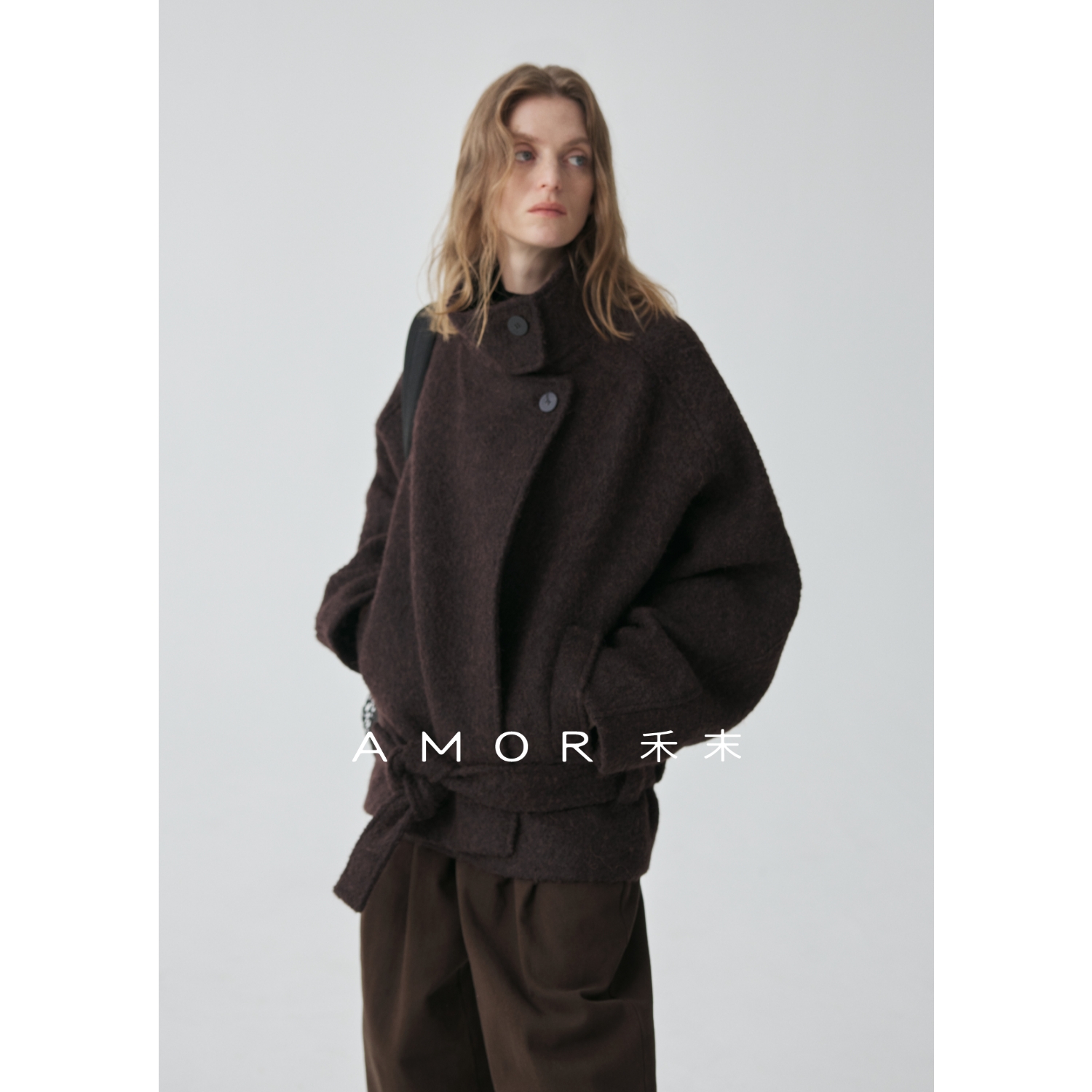 “城市游牧”进口秘鲁苏力呢大衣