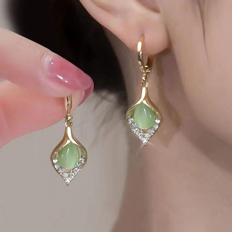 绿色猫眼石水滴耳坠轻奢防过敏