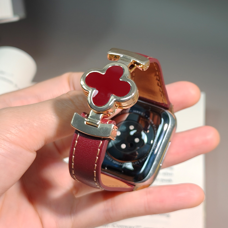 适用苹果s11四叶草磁吸扣腕带女