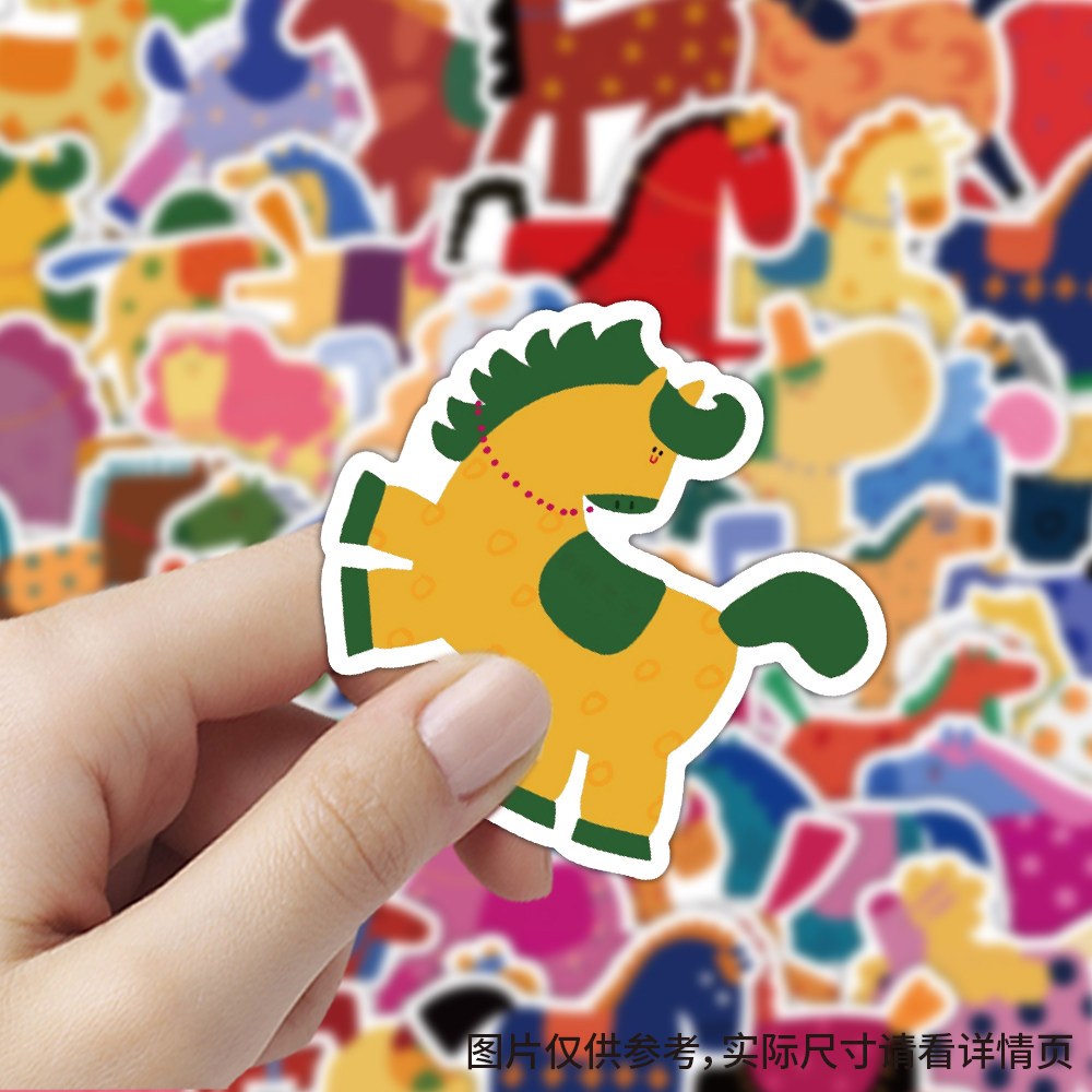 120张卡通彩绘新年春节贴可爱创意小马贴纸儿童玩具新年装饰氛围diy自粘手机壳行李箱玻璃门窗花标签立体贴画