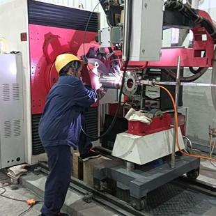 管道自動焊機流水線作業 安全穩定更可靠 多道焊接一次完成