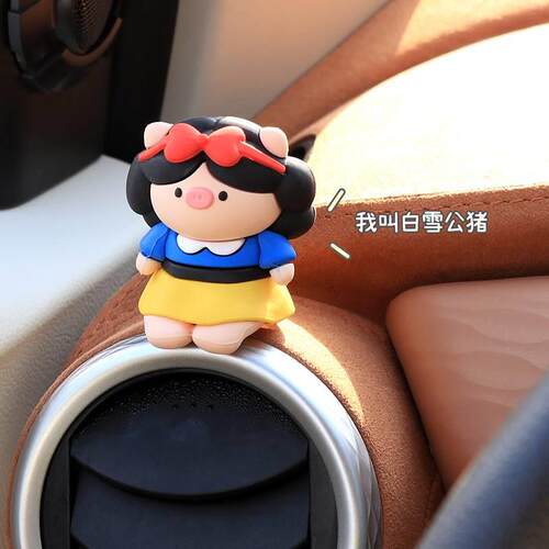 汽车载雪摆件通可爱白公公仔中控台显示屏车卡内家居装主饰摆设m