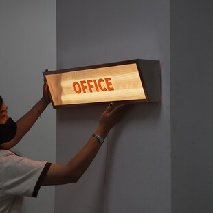 创意斜面波纹亚克力灯箱广告牌定制 美式挂墙式户外门头led招牌