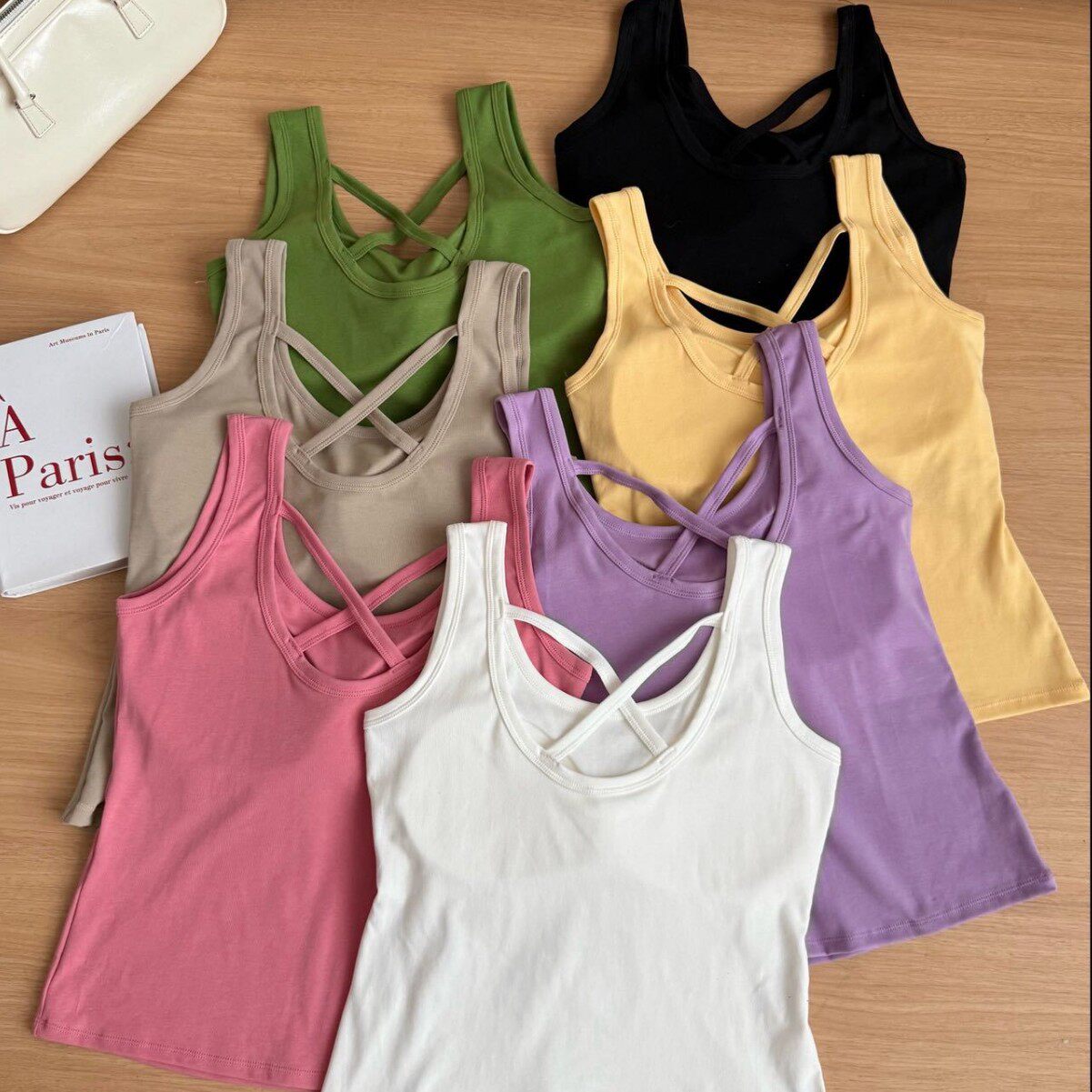 春夏新款多巴胺大码背心带胸垫修身显瘦大码女装遮副乳内搭