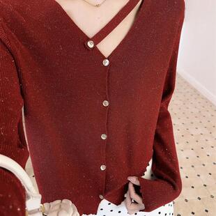 银线包芯纱v领针织衫女秋冬新款不规则内搭毛衣开衫设计感外套潮