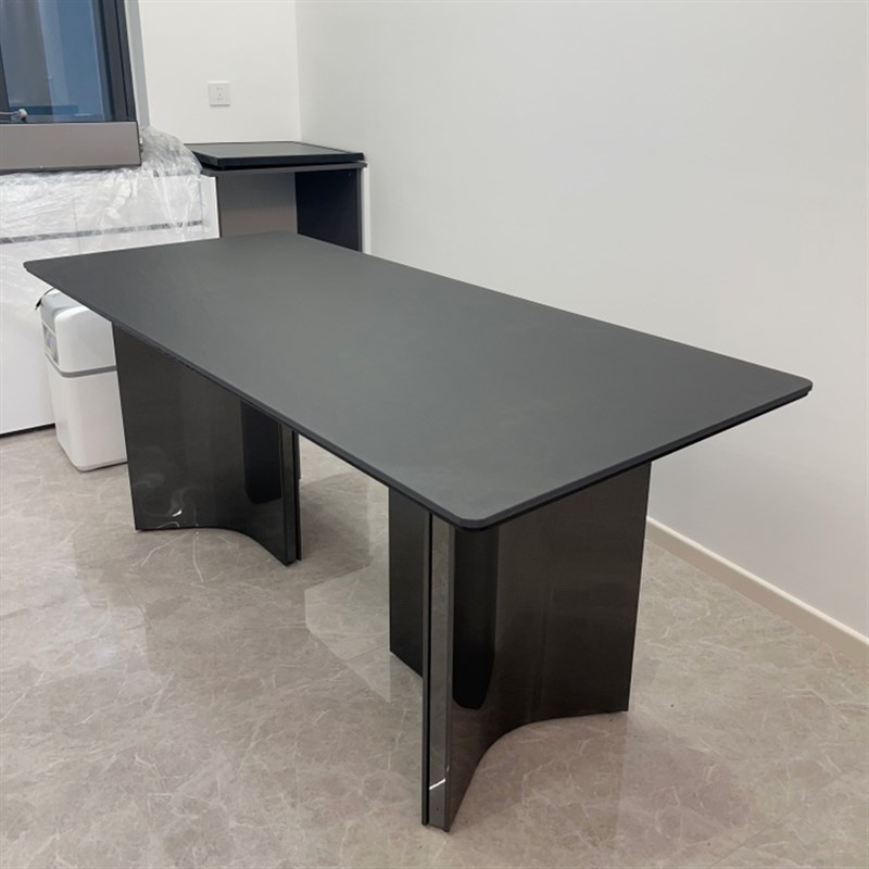 德利丰岩板餐桌造型不锈钢拉丝底座设计师现代意式极简桌子