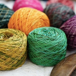 秋娘刺子绣手染线段染彩色棉线粗线编绳手工编织刺绣diy线团