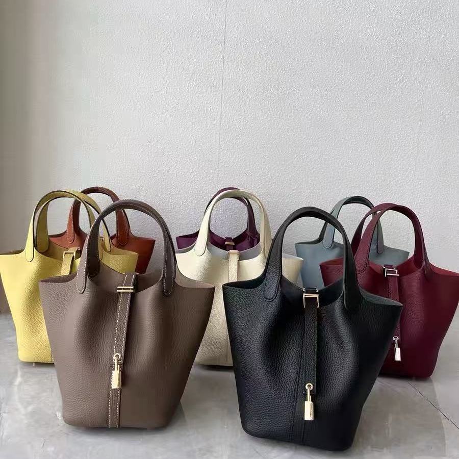 【夏夏福利】时尚潮流包包，下单默认接受微瑕