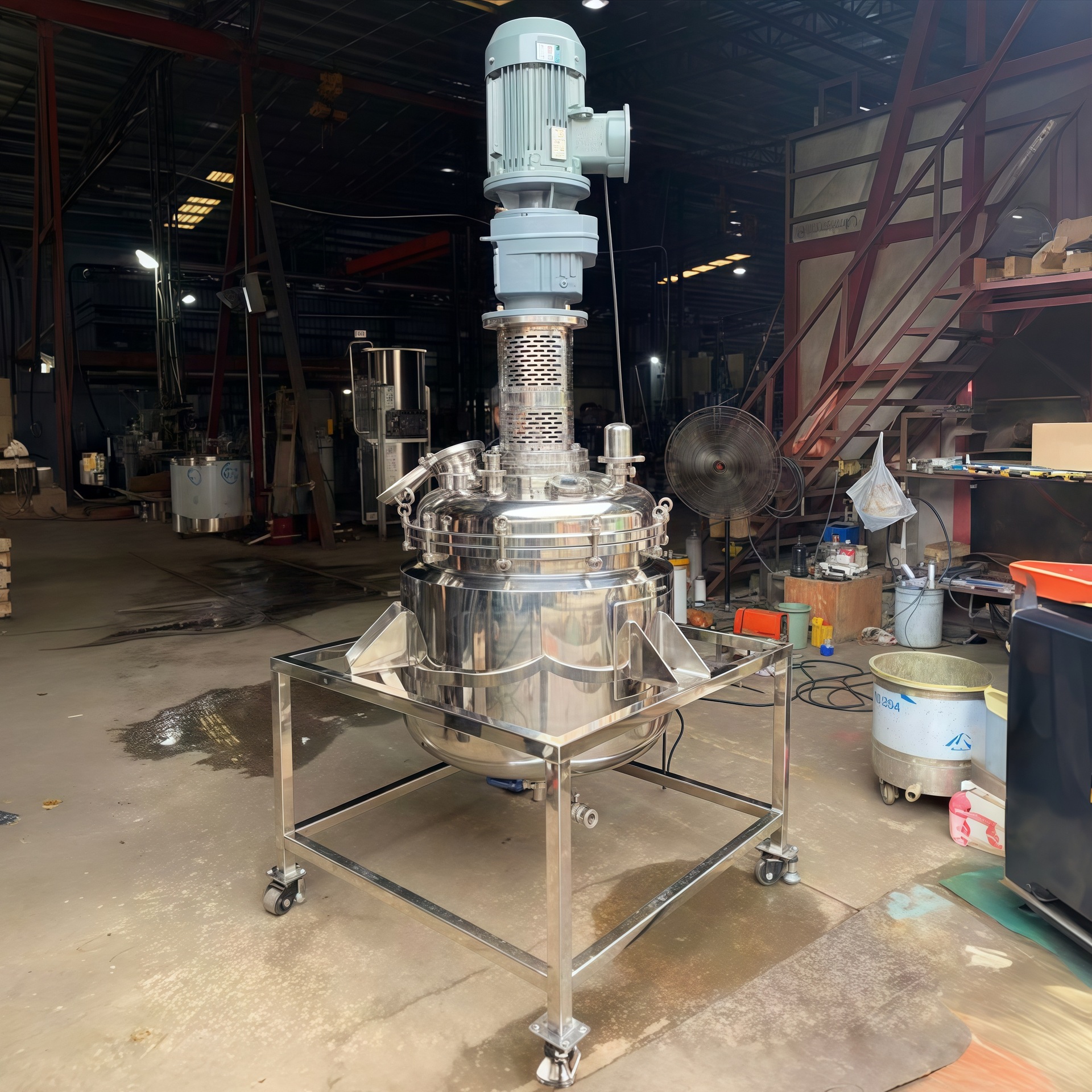 不锈钢电加热搅拌罐立式蒸汽加热搅拌桶配料罐蒸汽混合搅拌罐